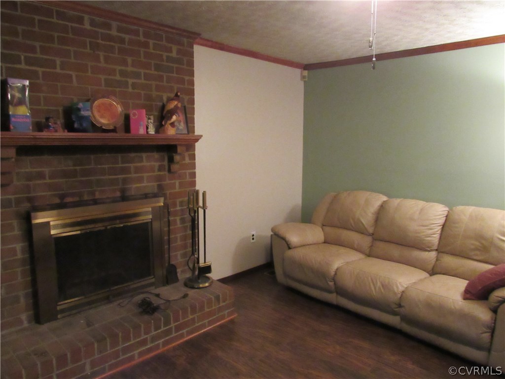 1301 Wilkinson Road Richmond, VA 23227 - Photo 10 of 16 Gallery Image 10