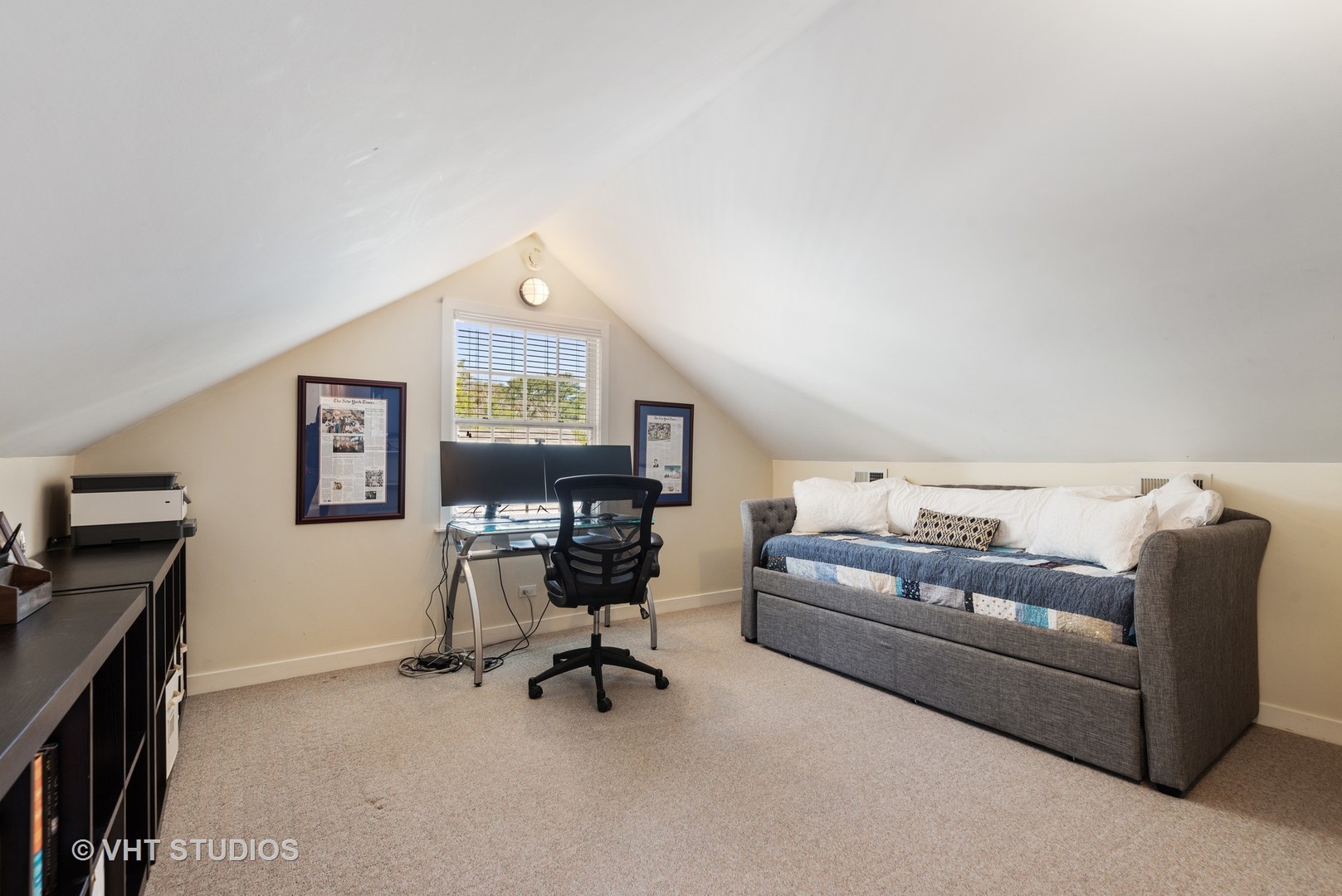 561 Elder Lane Winnetka, IL 60093 - Photo 13 of 26 a living room with furniture and a window