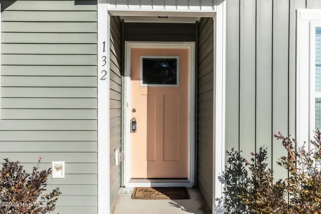 $1,400 | 132 Smallwood Road, Hubert, NC 28539