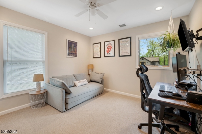 10 Lakeview Road Hopatcong, NJ 07843 - Photo 15 of 24