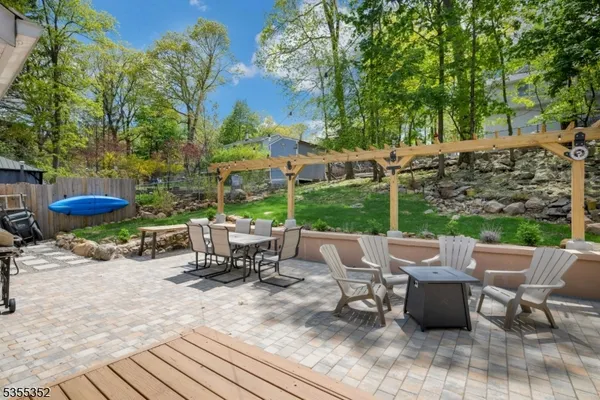 a view of outdoor space yard and patio