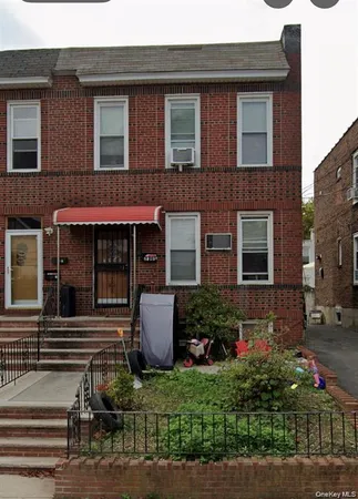 $1,390,000 | 29-06 200th Street | Auburndale