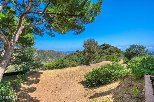 $4,999,000 | 2457 Angelo Drive, Los Angeles, CA 90077