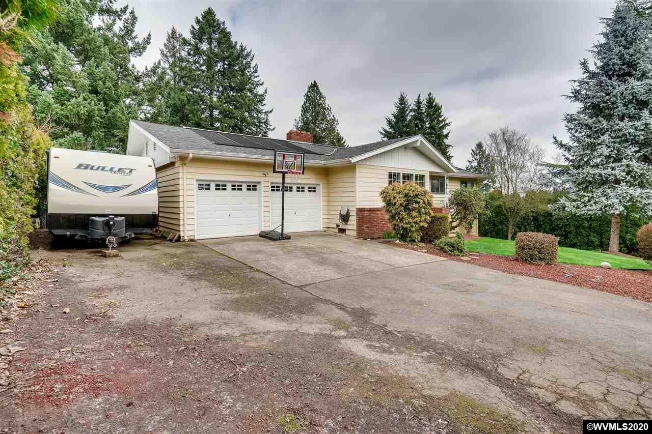 1323 Madrona Loop Southeast Salem, OR 97302 - Photo 3 of 29