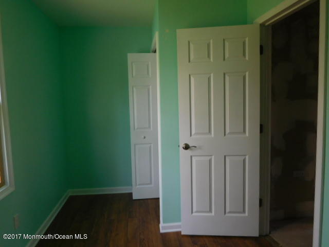 107 E Road Middletown, NJ 07718 - Photo 13 of 13 DSCN1440