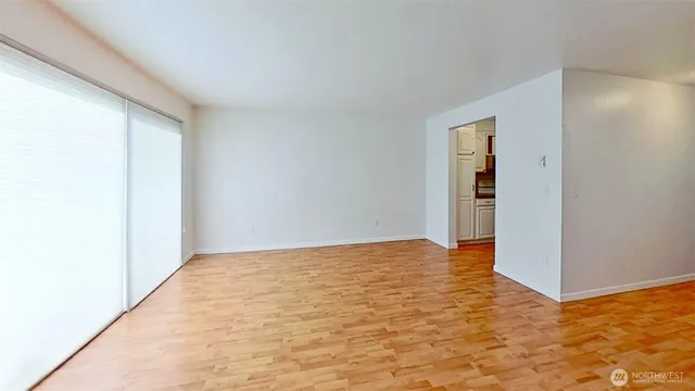 $270,000 | 3935 Northwest Fairway Lane, Unit 2E, Bremerton, WA 98312