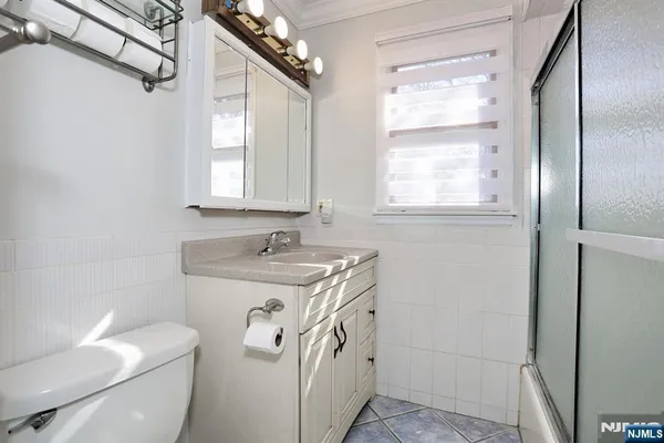 $4,600 | 173 Willowdale Avenue, Montclair, NJ 07042
