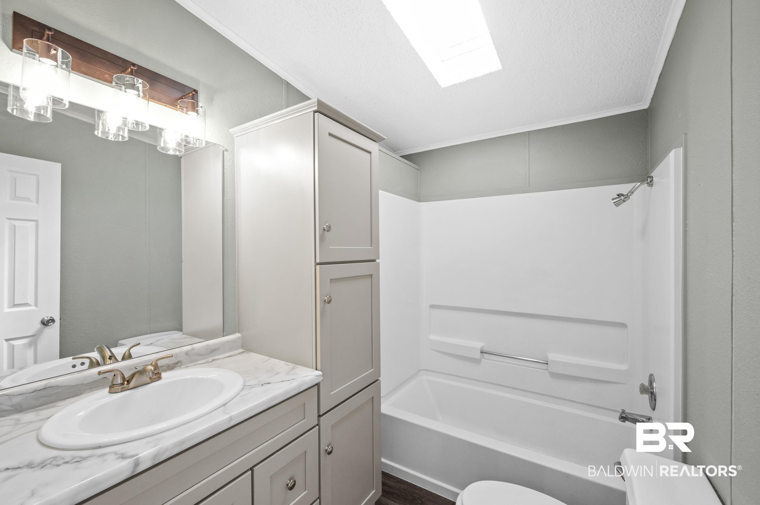 32210 Seminole Road West Seminole, AL 36574 - Photo 15 of 20 bathroom 2