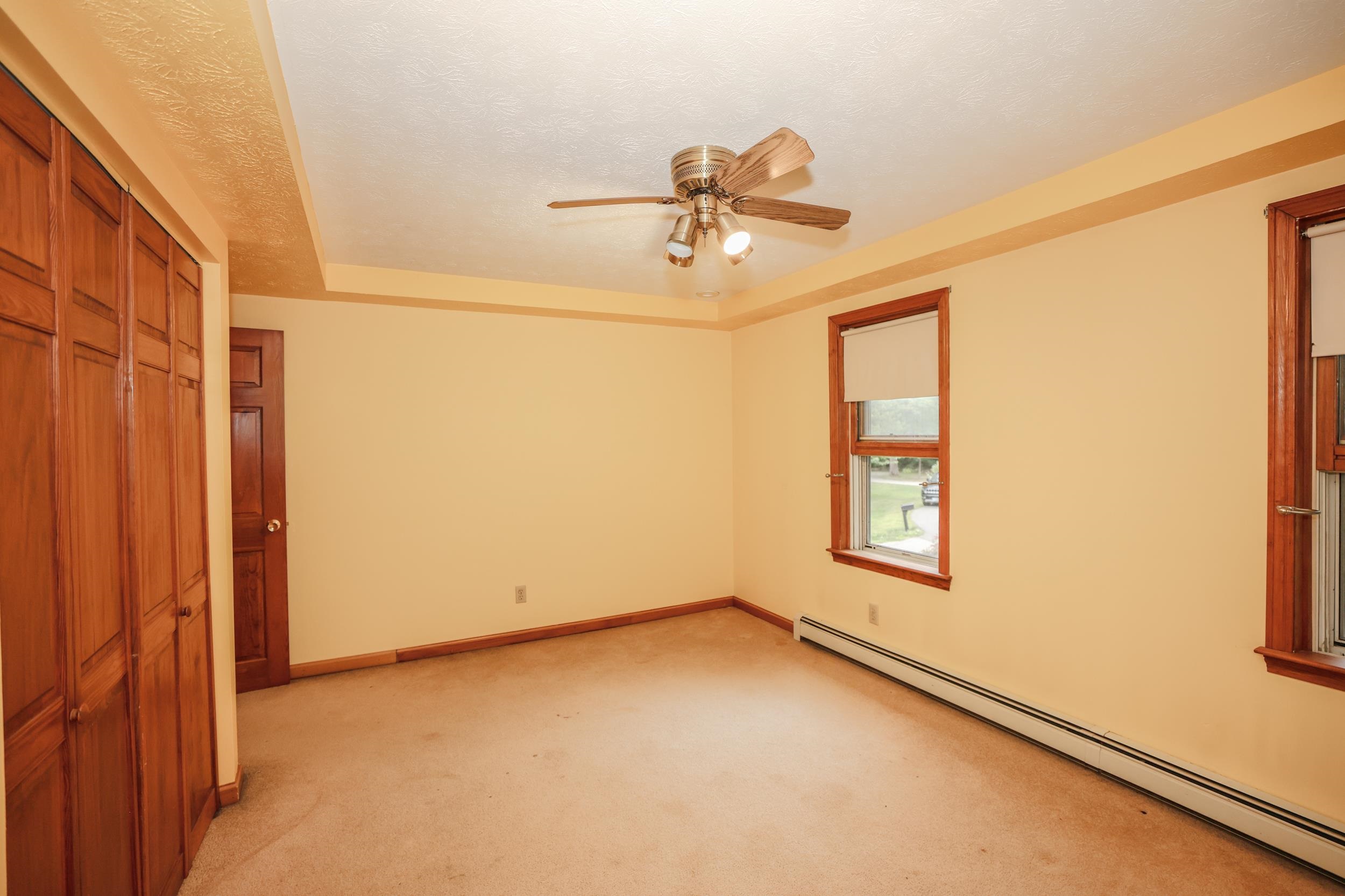 8 Raelynn Drive Derry, NH 03038 - Photo 19 of 27 Gallery Image 19