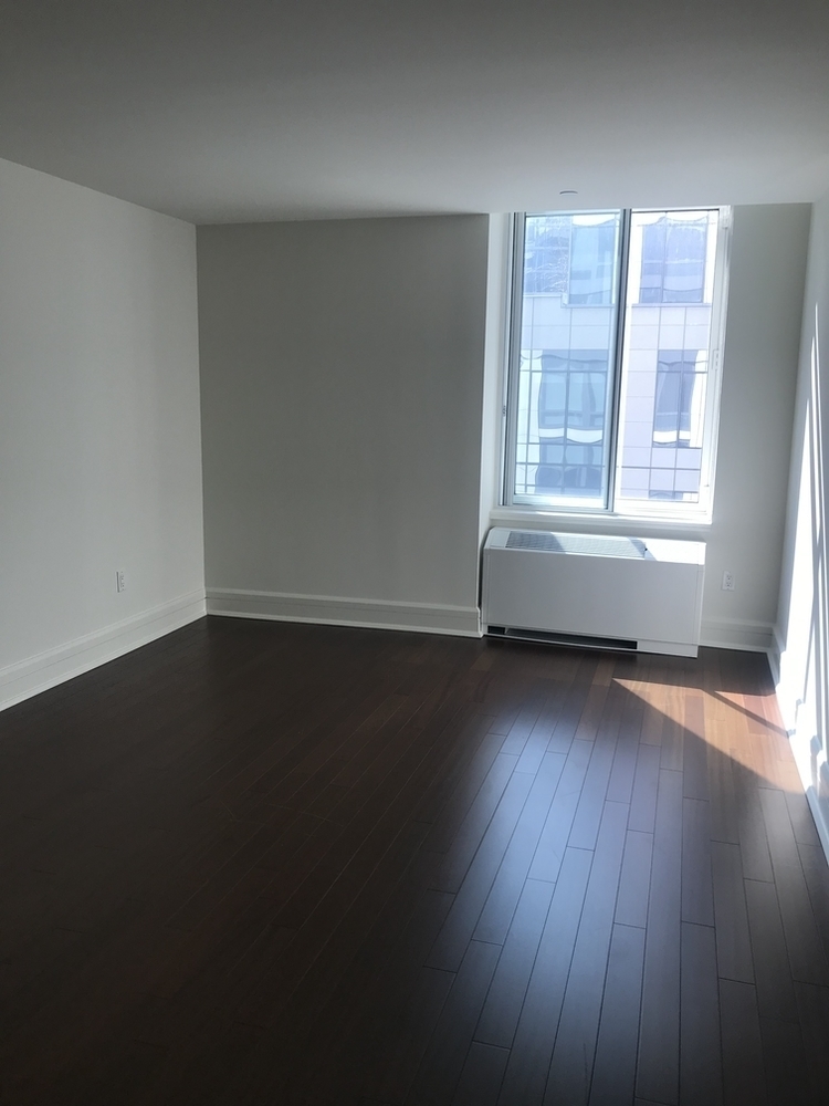 60 Riverside Boulevard, Unit 623 Manhattan, NY 10069 - Photo 10 of 11