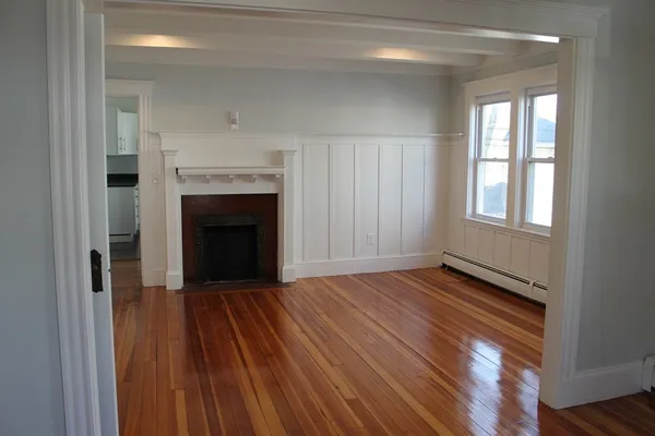 $4,500 | 1016 South Street, Unit 1, Boston, MA 02131
