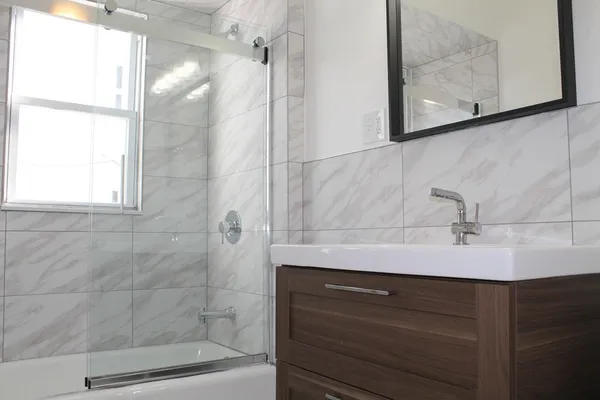 $4,500 | 1016 South Street, Unit 1, Boston, MA 02131