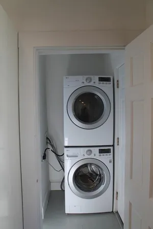 $4,500 | 1016 South Street, Unit 1, Boston, MA 02131