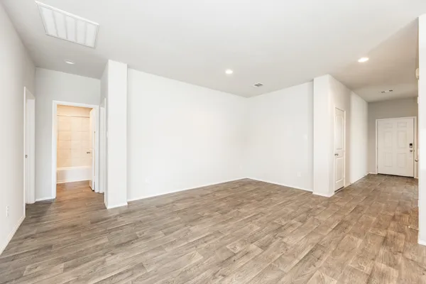 $2,550 | 22730 Busalla Trail, Katy, TX 77449