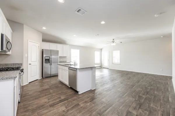 $2,550 | 22730 Busalla Trail, Katy, TX 77449