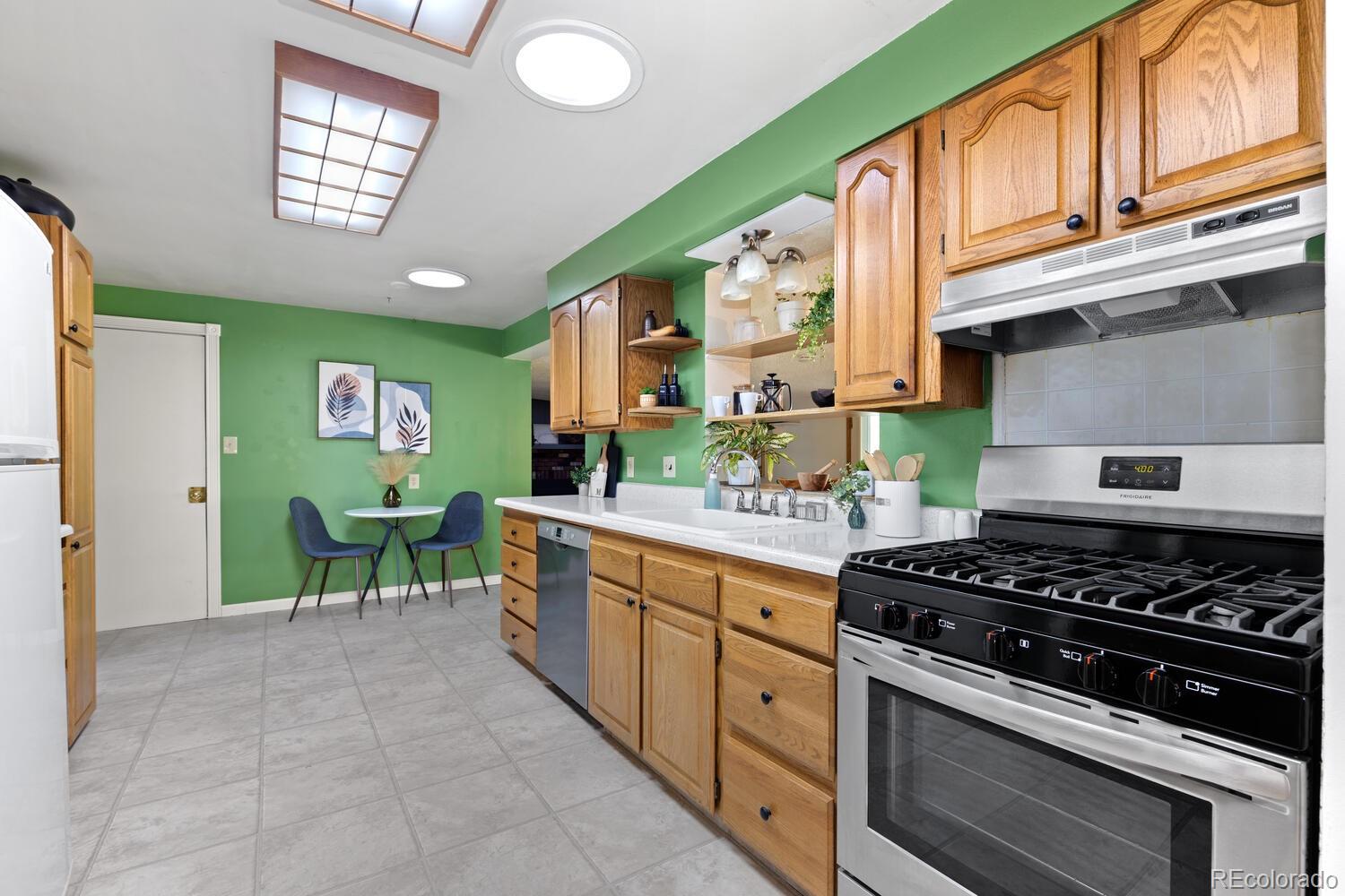 2630 Reed Court Wheat Ridge, CO 80033 - Photo 7 of 33