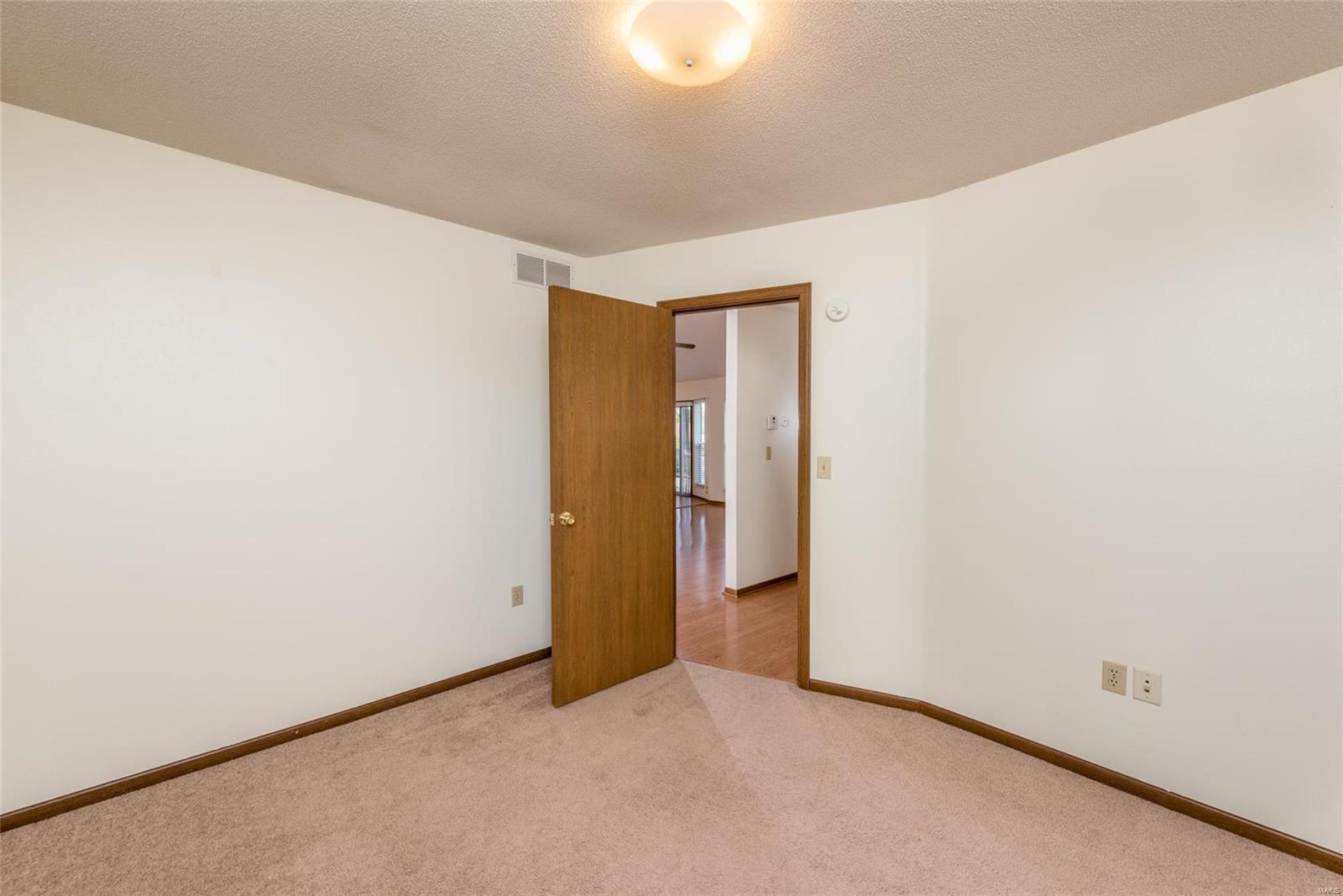 3264 Hunters Way Belleville, IL 62221 - Photo 35 of 56 Gallery Image 35