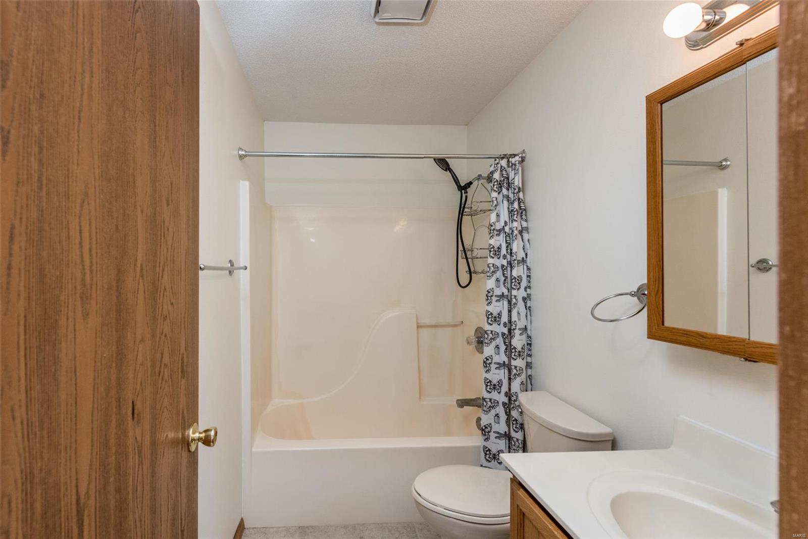 3264 Hunters Way Belleville, IL 62221 - Photo 36 of 56 Gallery Image 36