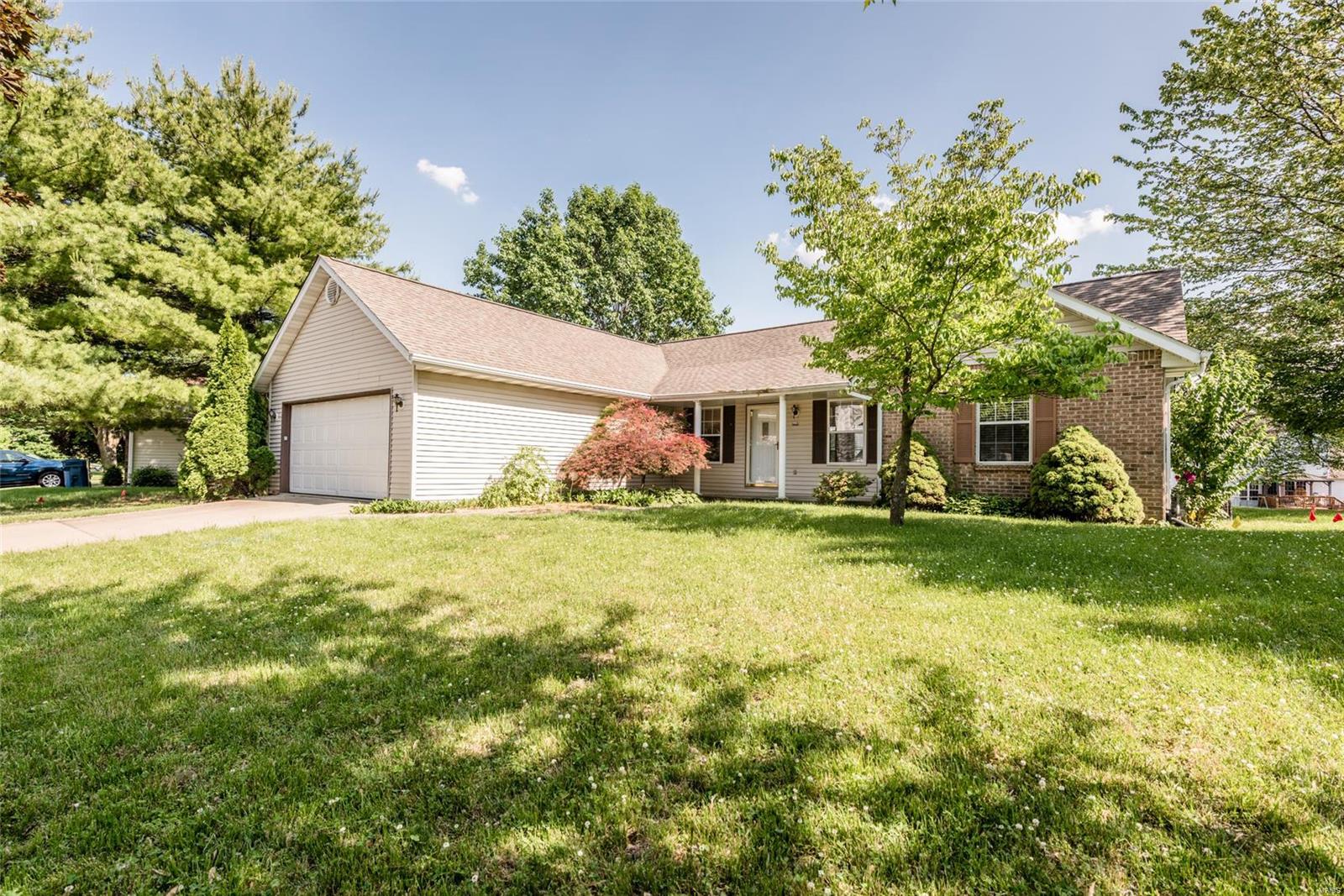3264 Hunters Way Belleville, IL 62221 - Photo 6 of 56 Gallery Image 6
