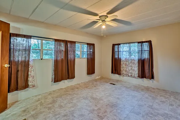 $111,000 | 185 Lakeview Road, Melrose, FL 32666