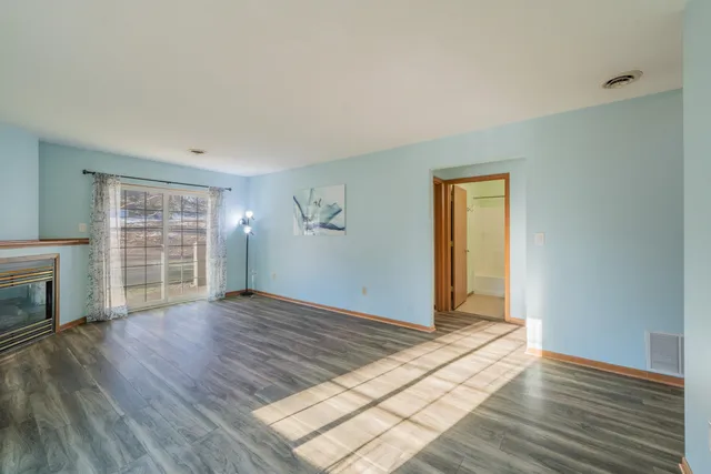 $330,000 | 18775 Brookfield Lake Drive, Unit 8, Brookfield, WI 53045