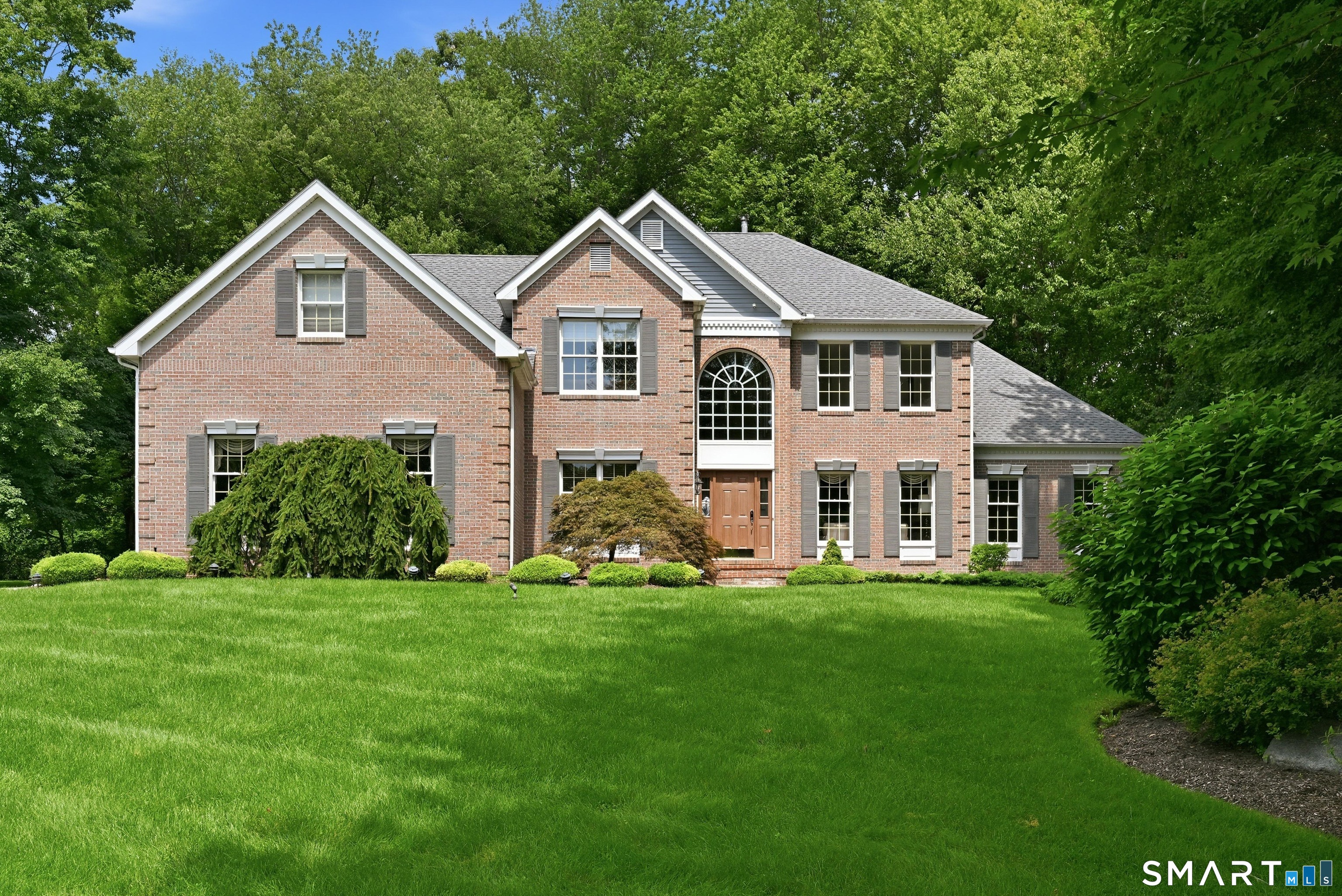 4 Whitewood Road Newtown, CT 06470 - Photo 1 of 40 Gallery Image 1
