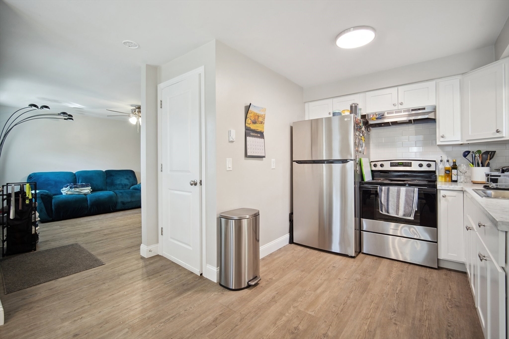 93-95 Orpheum Avenue Springfield, MA 01118 - Photo 8 of 24 Gallery Image 8