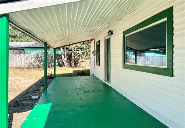 1009 Wilkinson Street Mandeville, LA 70448 - Photo 3 of 12