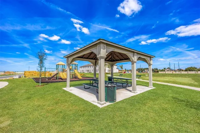 $227,900 | 696 Poppy Lane, Dundee, FL 33838