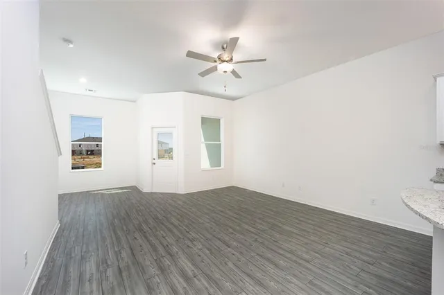 $227,900 | 696 Poppy Lane, Dundee, FL 33838