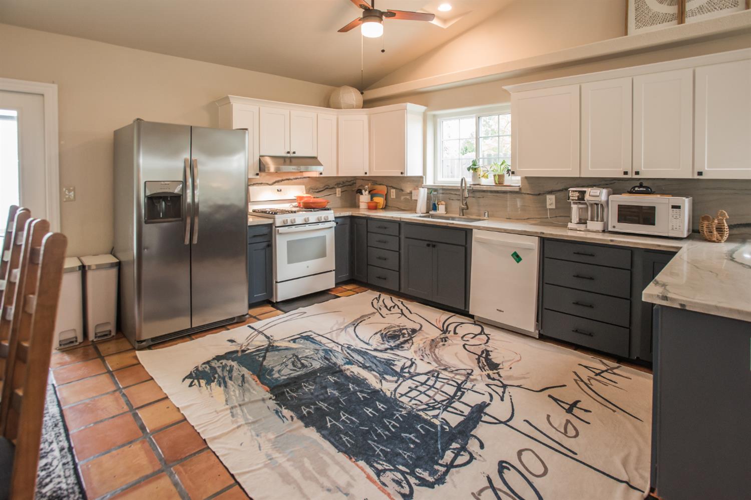 3213 Candace Street Carmichael, CA 95608 - Photo 12 of 57