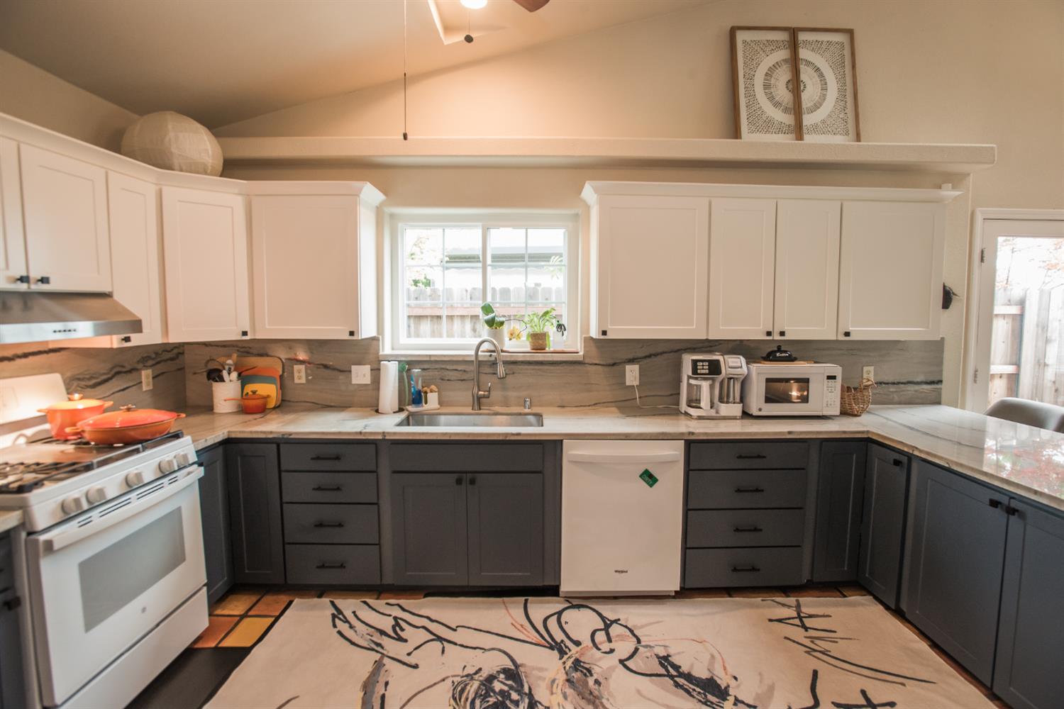 3213 Candace Street Carmichael, CA 95608 - Photo 13 of 57