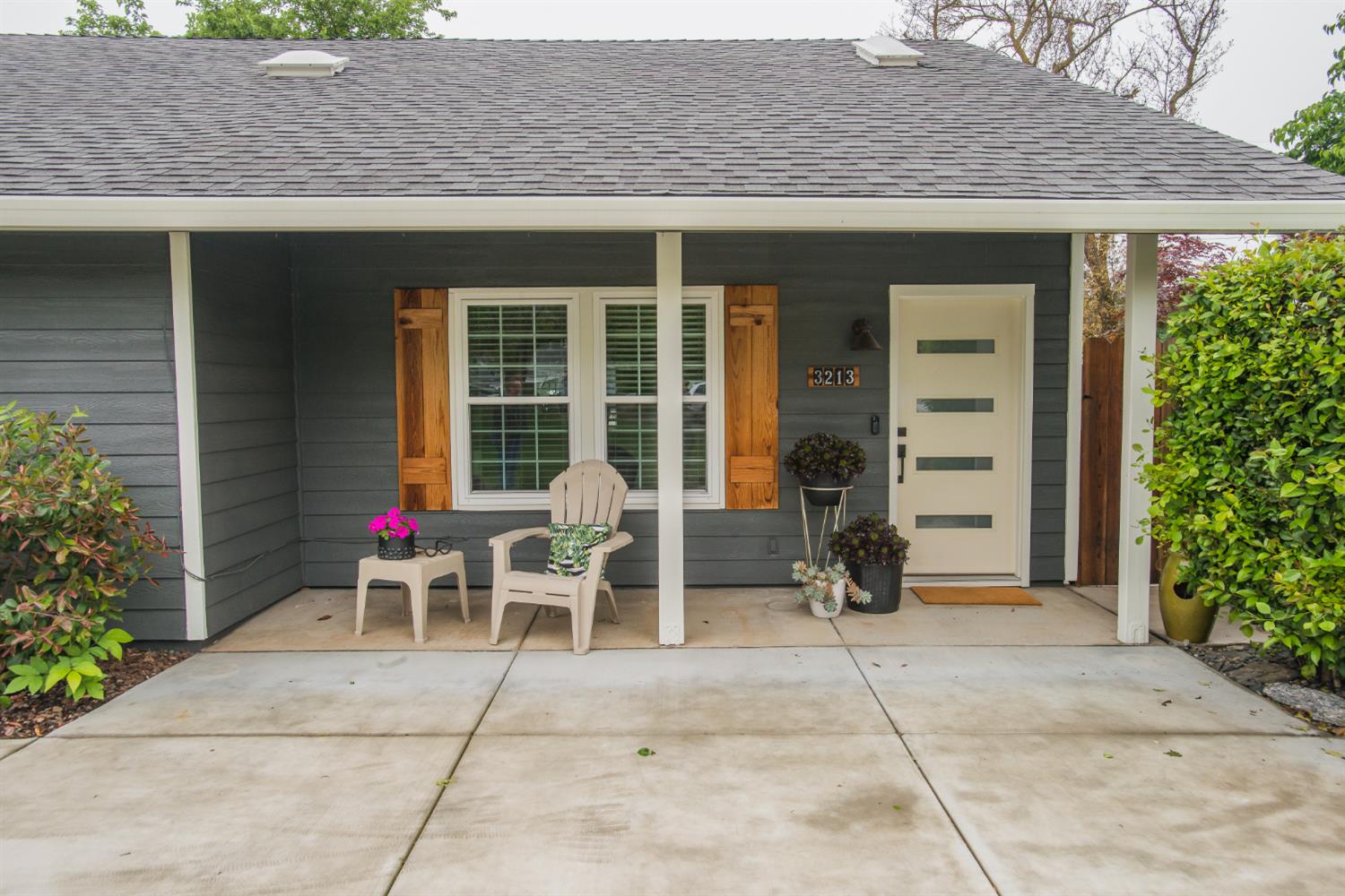3213 Candace Street Carmichael, CA 95608 - Photo 5 of 57