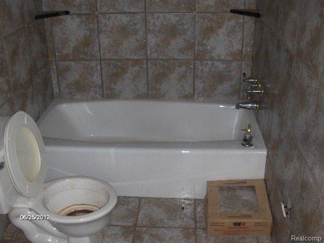 10036 Pardee Road Taylor, MI 48180 - Photo 9 of 9 Picture 652.jpg