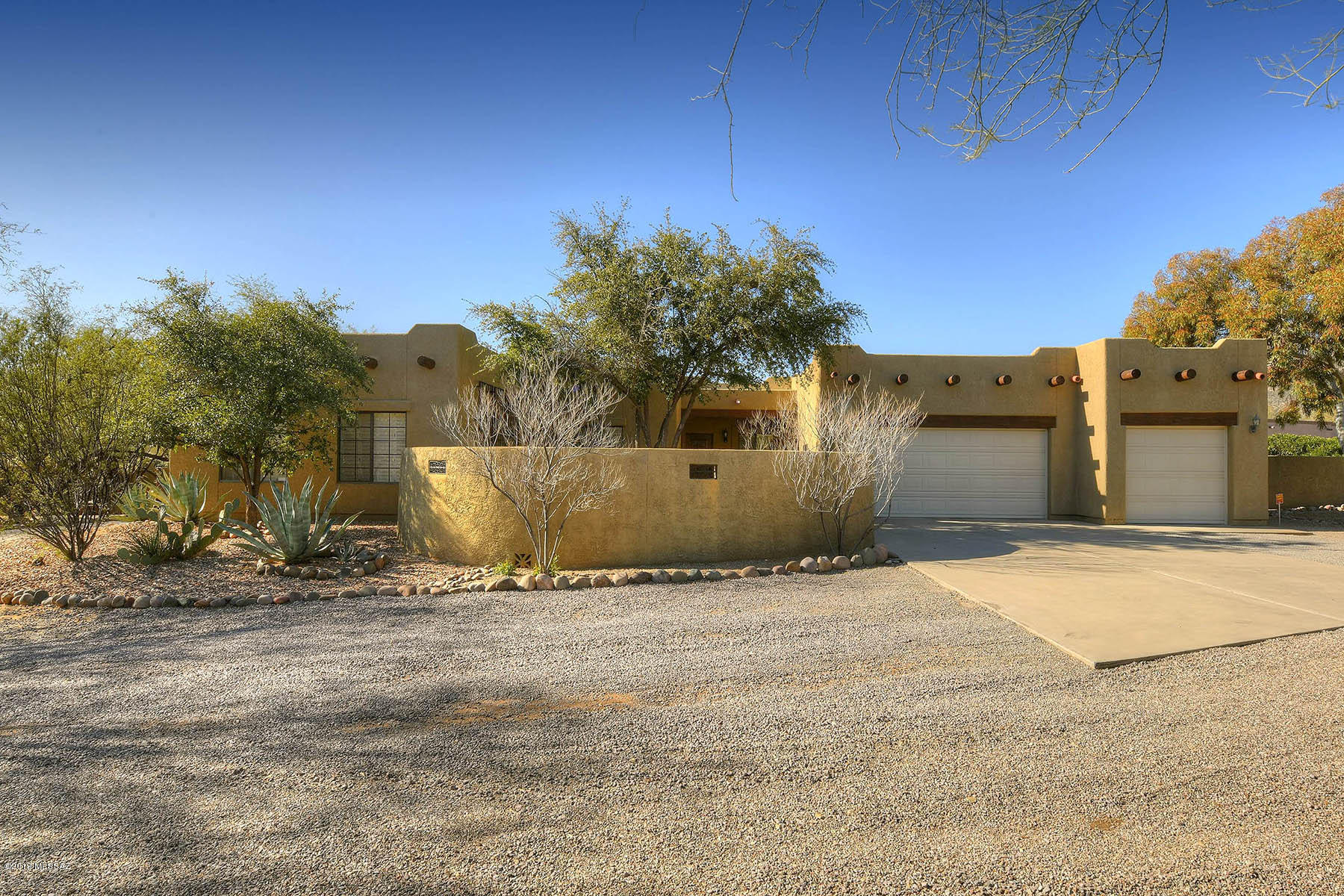 4814 North Castle Ridge Road Tucson, AZ 85749 - Photo 1 of 32