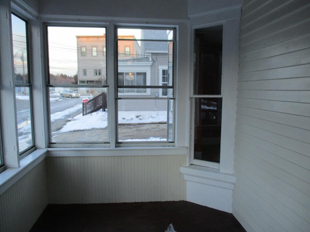 4 Abbott Street Rochester, NH 03868 - Photo 3 of 23