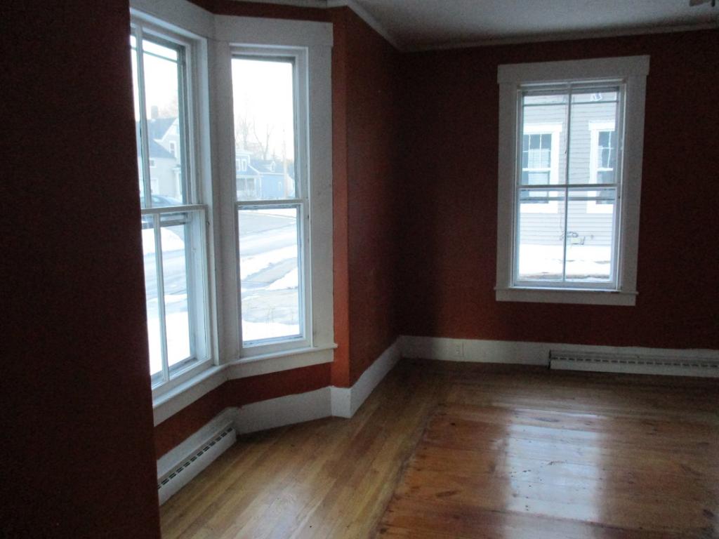 4 Abbott Street Rochester, NH 03868 - Photo 9 of 23
