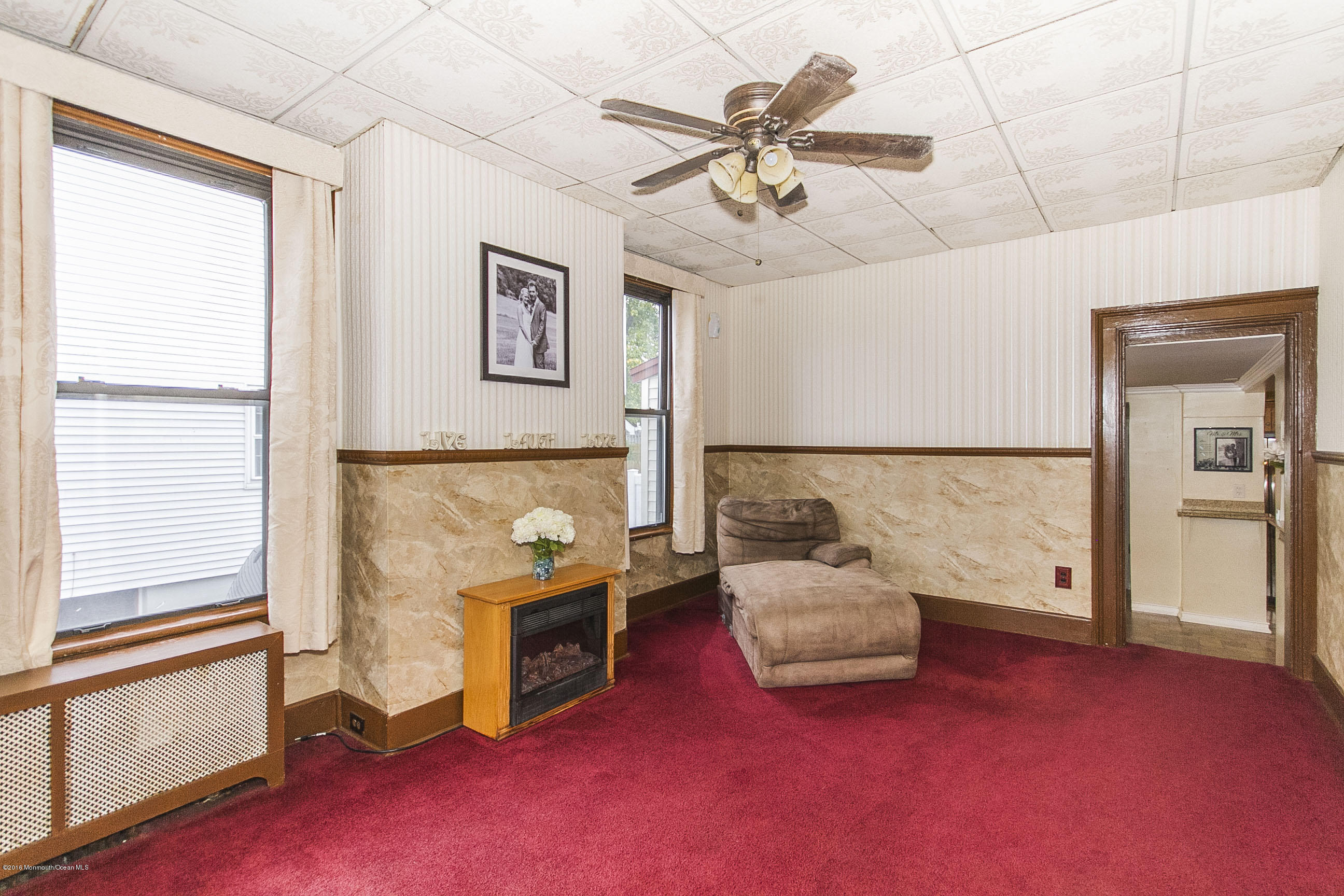 272 Main Street Matawan, NJ 07747 - Photo 18 of 36 a living room with furniture