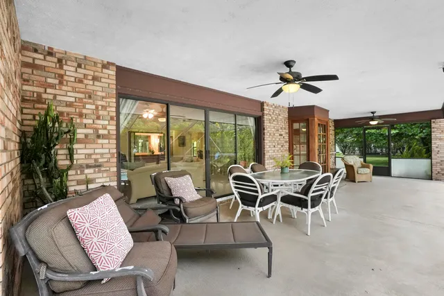 $465,000 | 472 Southeast Majestic Terrace, Port St. Lucie, FL 34983