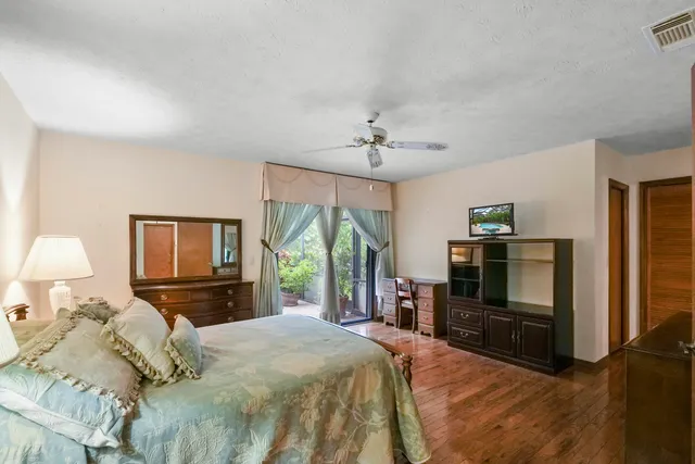 $465,000 | 472 Southeast Majestic Terrace, Port St. Lucie, FL 34983