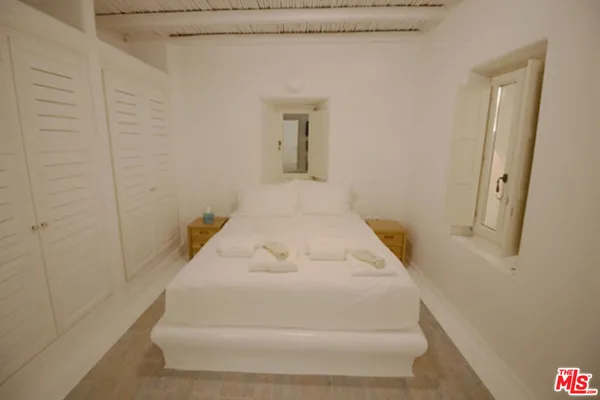 $4,220,000 | 0 East Mykonos Greece