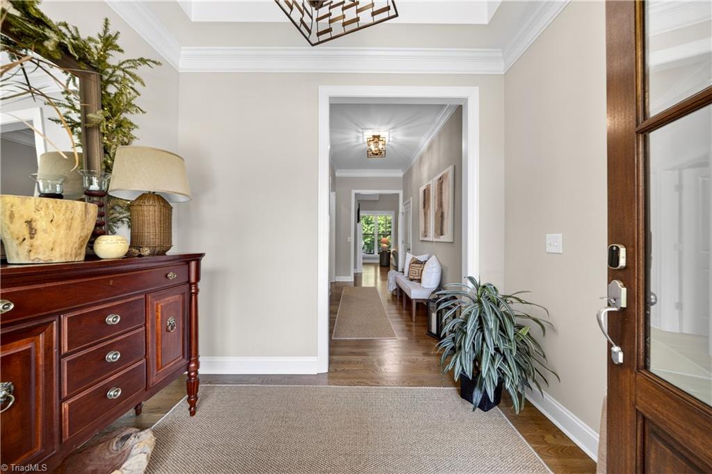 5585 Salem View Road Pfafftown, NC 27040 - Photo 4 of 41 Entrance Foyer