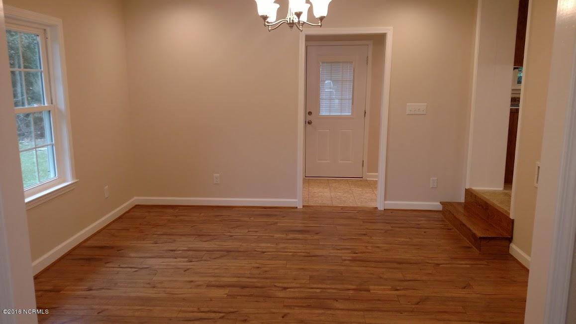 122 Sand Ridge Road Hubert, NC 28539 - Photo 9 of 23 IMG_20161004_093255261