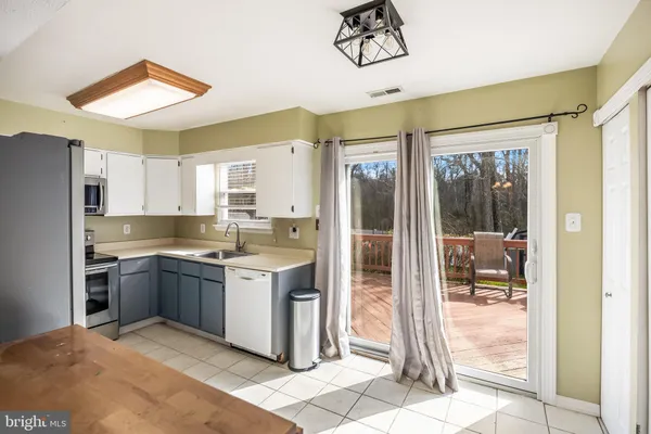 $374,900 | 19 Woodvale Drive, Atco, NJ 08004