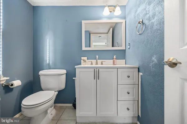 $374,900 | 19 Woodvale Drive, Atco, NJ 08004