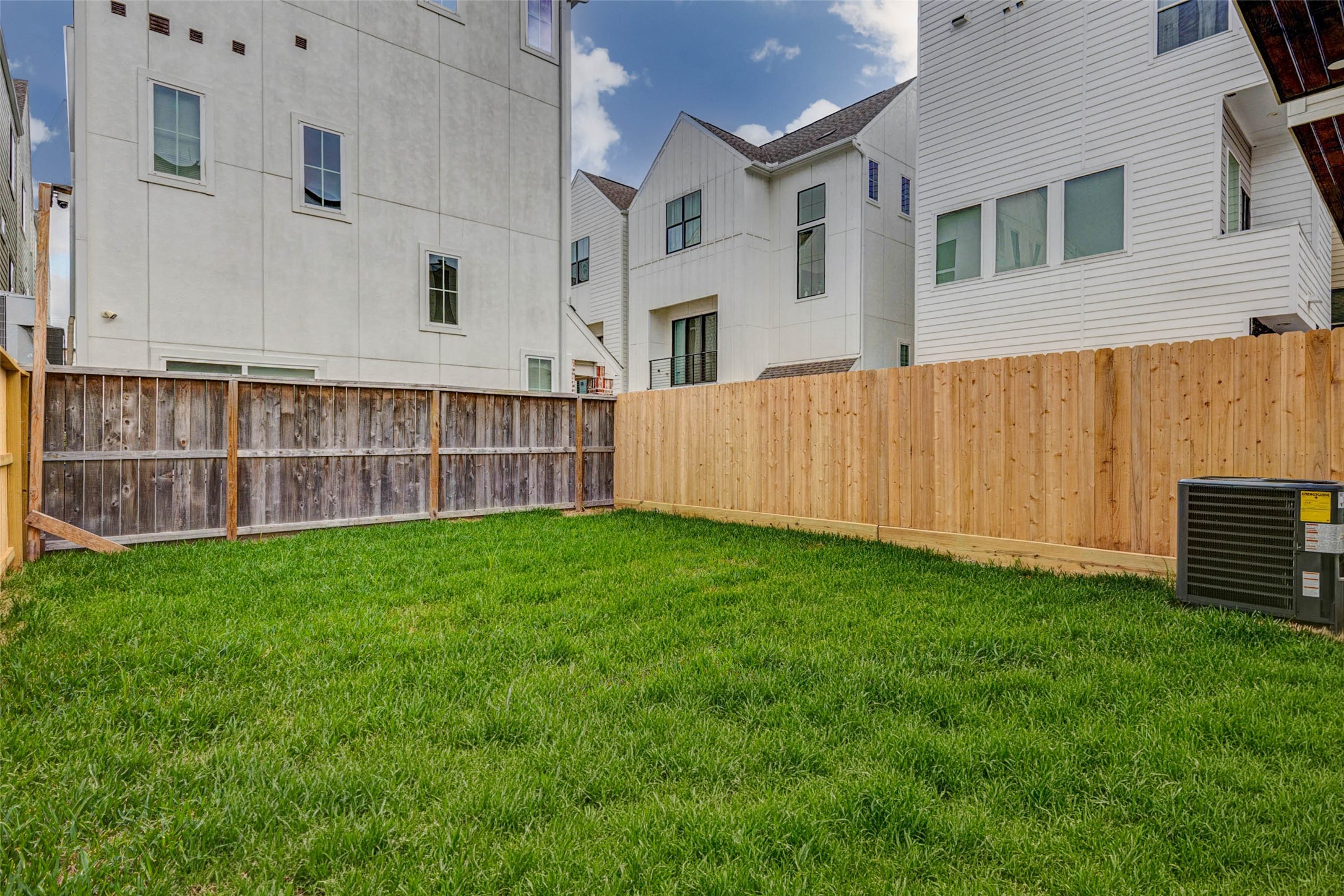 3309 St Emanuel Street Houston, TX 77004 - Photo 44 of 47 Spacious urban backyard, perfect for a cocktail pool addition.