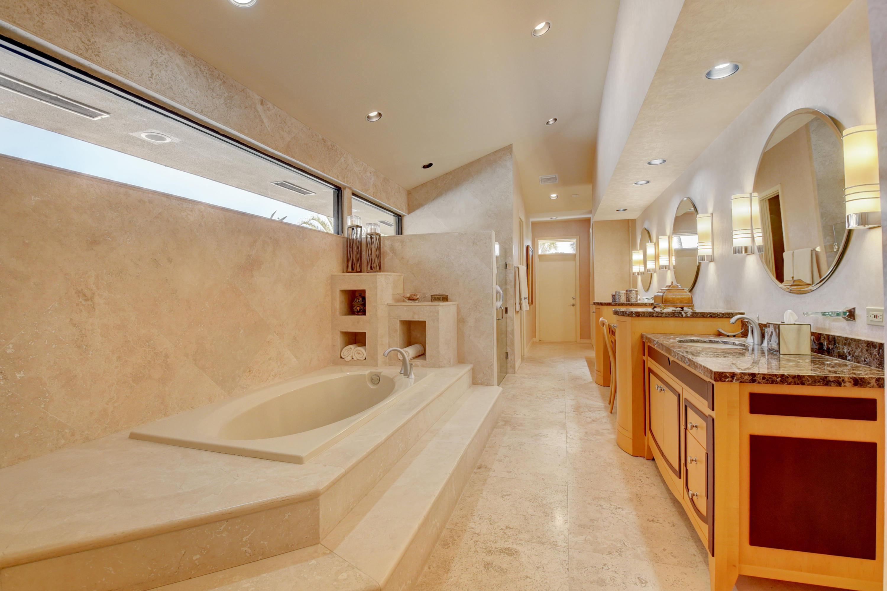 17192 Shaddock Lane Boca Raton, FL 33487 - Photo 20 of 25 17192 master bath #1