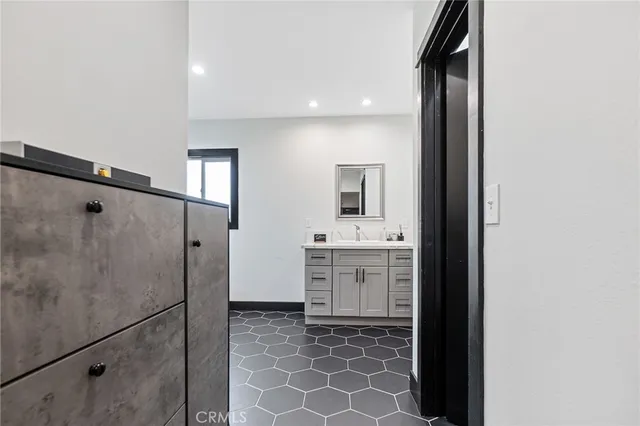 $650,000 | 427 Magnolia Avenue, San Bernardino, CA 92405