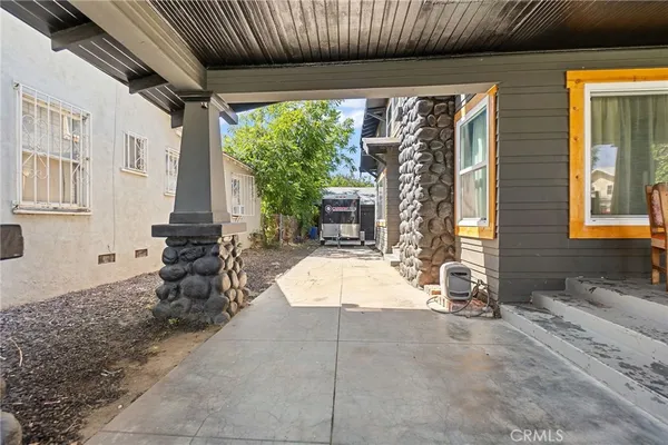 $650,000 | 427 Magnolia Avenue, San Bernardino, CA 92405