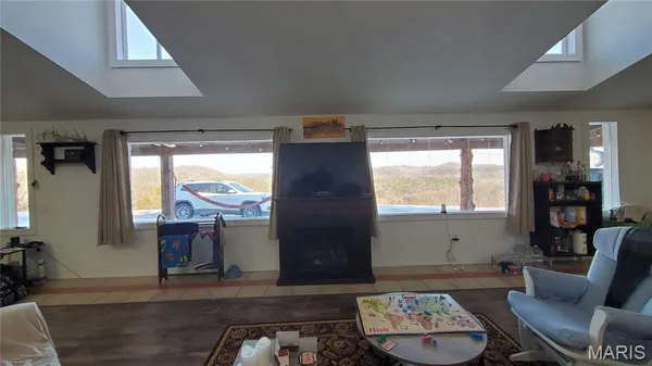 $345,000 | 14055 State Rte CC, Salem, MO 65560